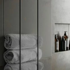 By Wirth Towel Rack -Louise Smærup shop by wirth haandklaedeholder by wirth towel rack sort eg 5721779 scaled