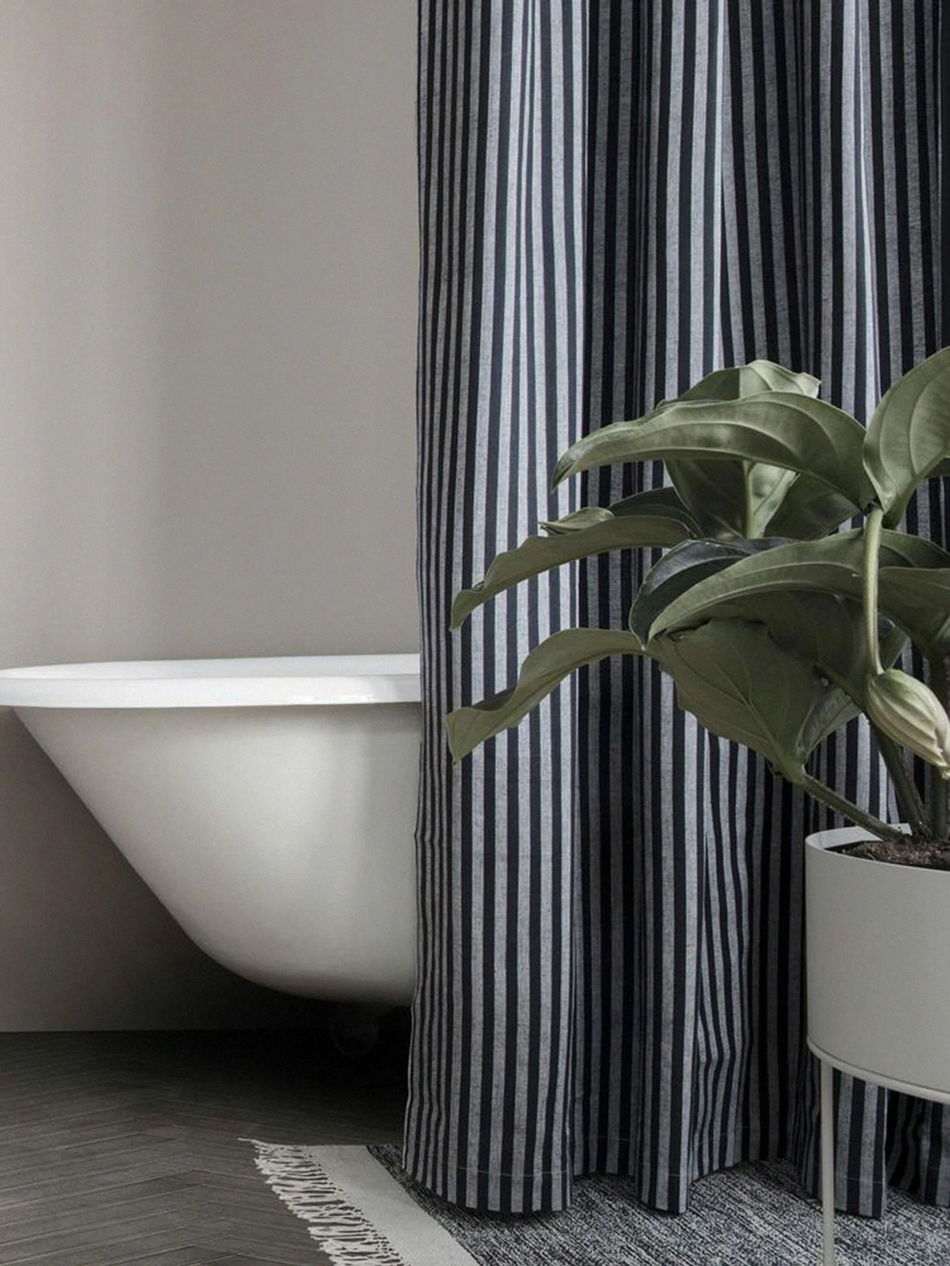 Ferm LIVING Chambray Shower Curtain 2 Ferm LIVING Chambray Shower Curtain - Billede 2