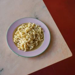 Finders Keepers Tricolore Dinner Plate -Louise Smærup shop finders keepers tallerken tricolore beige pink green 3093024.png scaled