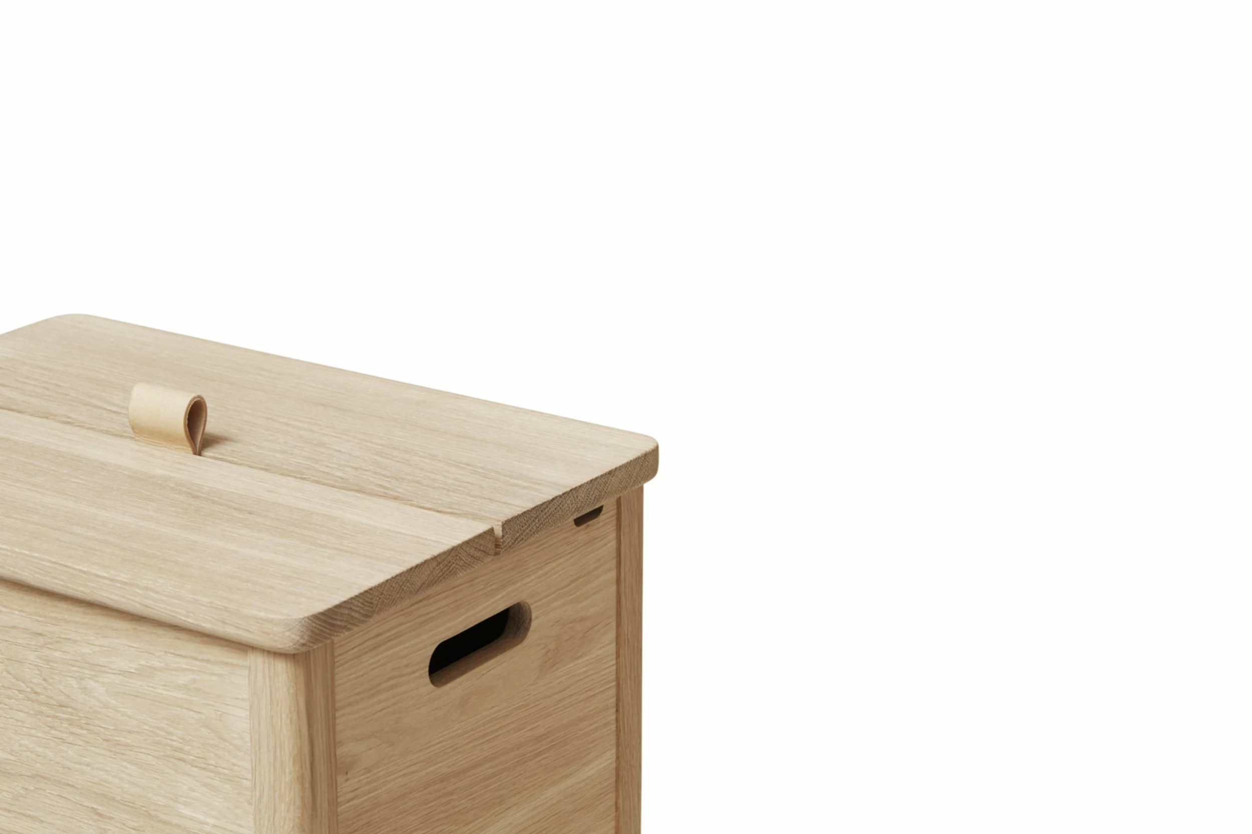 Form & Refine A Line Vasketøjskurv 3 Form & Refine A Line Vasketøjskurv - Billede 3