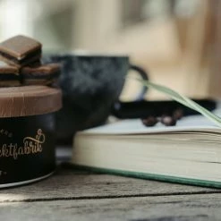 Hattesens Konfektfabrik Lakridskonfekt -Louise Smærup shop hattesens konfektfabrik konfekt lakridskonfekt brun 7686880