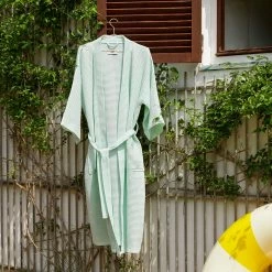 Hay Waffle Bathrobe -Louise Smærup shop hay badekaabe waffle bathrobe fresh mint 2949325 scaled