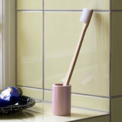Hay Chops Toothbrush -Louise Smærup shop hay tandboerste chops toothbrush bamboo 2899745