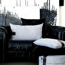 Louise Smærup Regular / Twist -Louise Smærup shop louise smaerup pude regular twist blue twist 65 x 65 1376061 scaled