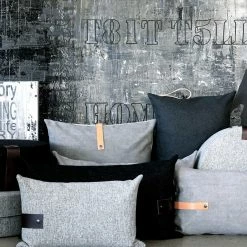 Louise Smærup Regular / Twist -Louise Smærup shop louise smaerup pude regular twist blue twist 65 x 65 294454 scaled