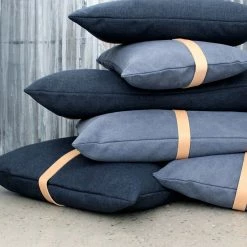 Louise Smærup Regular / Twist -Louise Smærup shop louise smaerup pude regular twist blue twist 65 x 65 3812036 scaled