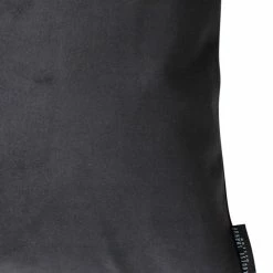 Louise Smærup Velvet -Louise Smærup shop louise smaerup pude velourpude moerkegraa 60 x 80 cm 7506666 scaled