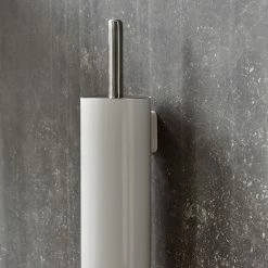 Menu Toilet Brush -Louise Smærup shop menu haandklaedeholder toiletboerste black wall 9758950 scaled