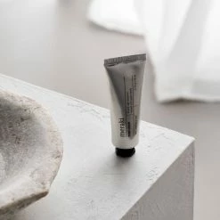 Meraki Hand Serum -Louise Smærup shop meraki haandcreme hand serum hand serum 9319696 scaled