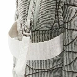 Meraki Toiletry Bag - Mentha -Louise Smærup shop meraki toilettaske meraki toiletry bag mentha light grey army green 4808700 scaled