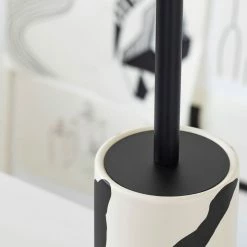 Mette Ditmer ICON Brush Holder -Louise Smærup shop mette ditmer toiletboerste mette ditmer icon brush holder off white 8371891 scaled