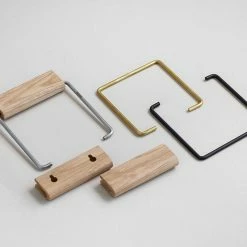 Moebe Toilet Roll Holder -Louise Smærup shop moebe toiletpapirholder toilet roll holder oak steel 6051079