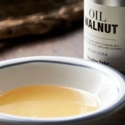 Nicolas Vahé Walnut Oil -Louise Smærup shop nicolas vahe delikatesser walnut oil walnut oil 677977 scaled