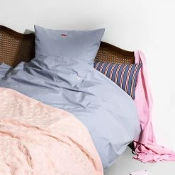 Normann Copenhagen Slumber -Louise Smærup shop normann copenhagen sengetaeppe normann copenhagen slumber wiggle rose 8216974 scaled