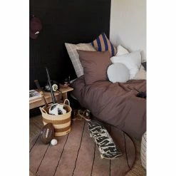 OYOY LIVING Nuku Bedding - Adult Ekstra -Louise Smærup shop oyoy sengesaet nuku bedding adult ekstra choko 2619410