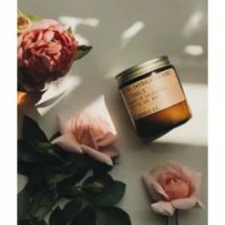 P.F. Candle Co. Classic Soy Candle -Louise Smærup shop p f candle co duftlys p f candle co classic soy candle no 32 sandalwood rose standart 9741381.png scaled