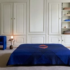 &Tradition AP9 - The Eye -Louise Smærup shop tradition sengetaeppe ap9 the eye brown earth 2208400