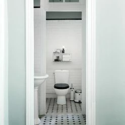 Toilet Brush - Vipp11 -Louise Smærup shop vipp toiletboerste toiletboerste vipp11 white 5616314 scaled