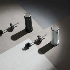 Toilet Brush - Vipp11 -Louise Smærup shop vipp toiletboerste toiletboerste vipp11 white wall 5585346